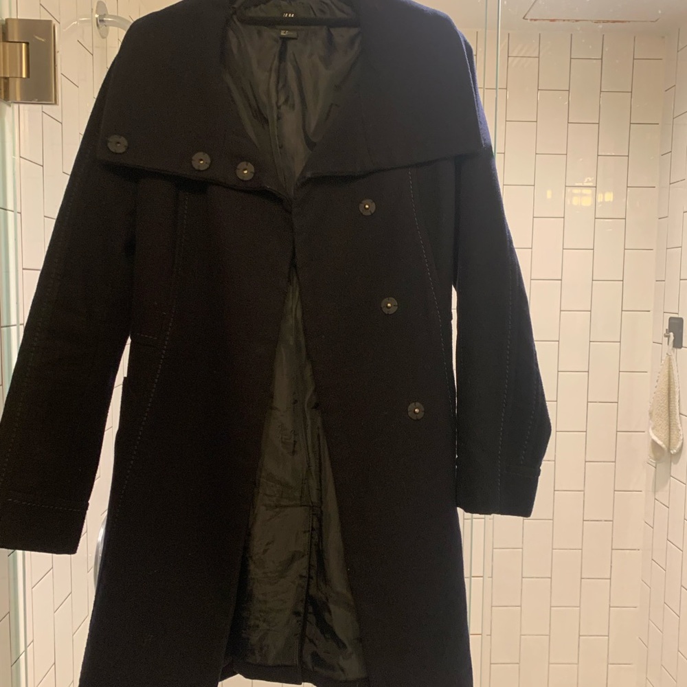 H&M, navy blue, winter belt coat, size 6.